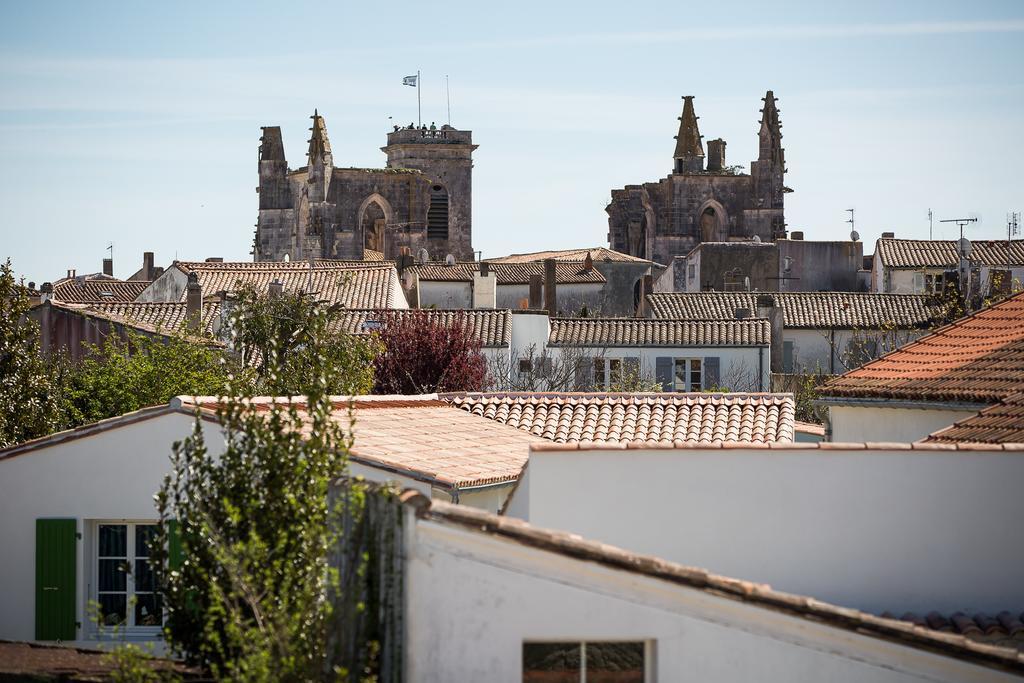 Le Clos Saint-Martin Hotel & Spa ภายนอก รูปภาพ