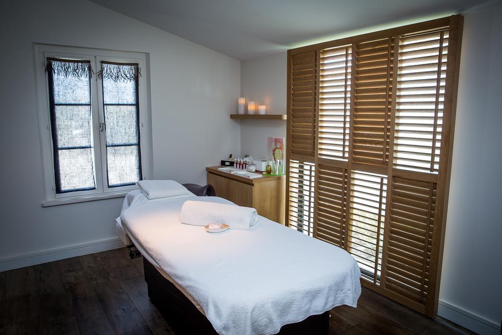 Le Clos Saint-Martin Hotel & Spa ภายนอก รูปภาพ