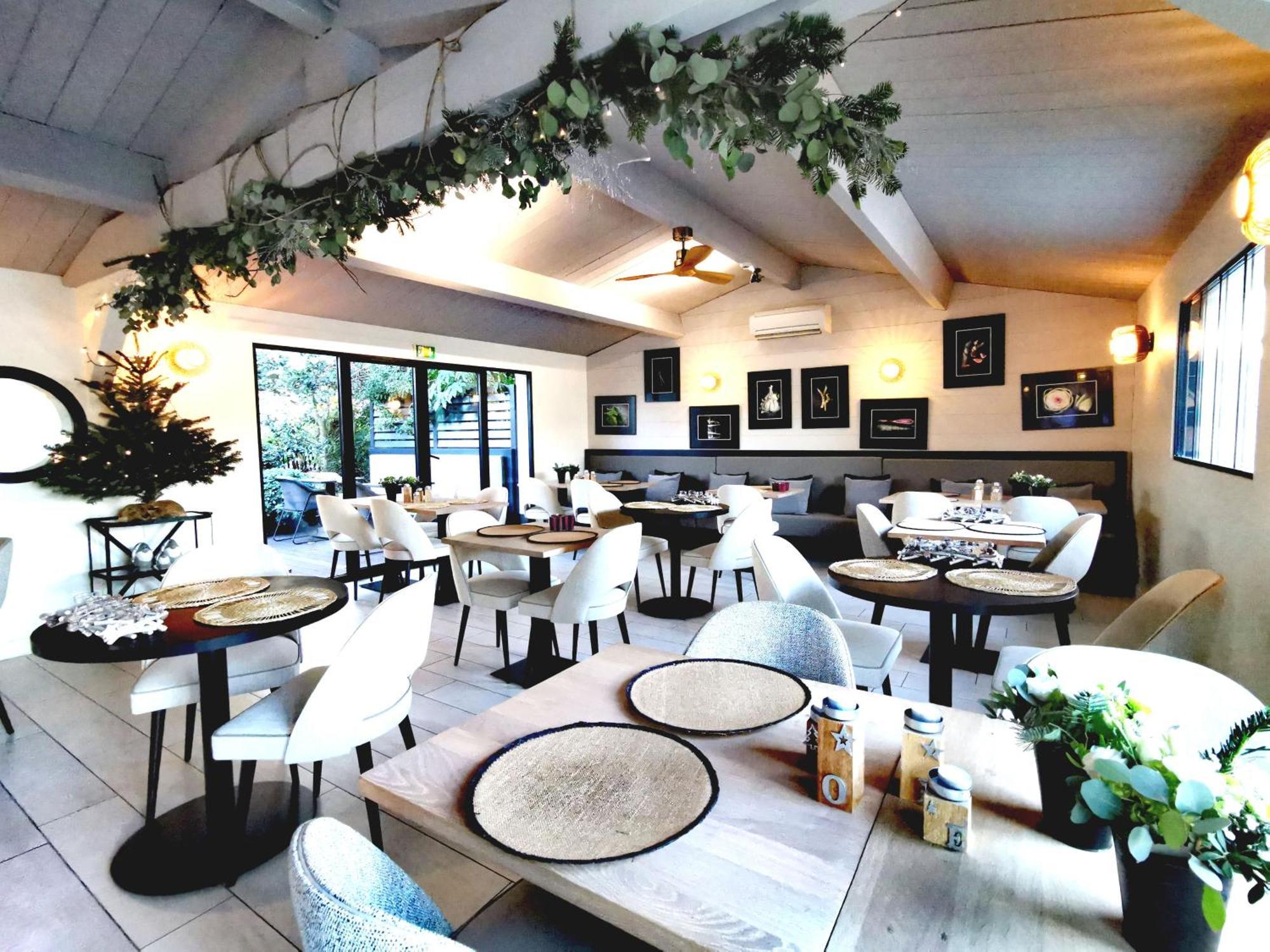 Le Clos Saint-Martin Hotel & Spa ภายนอก รูปภาพ