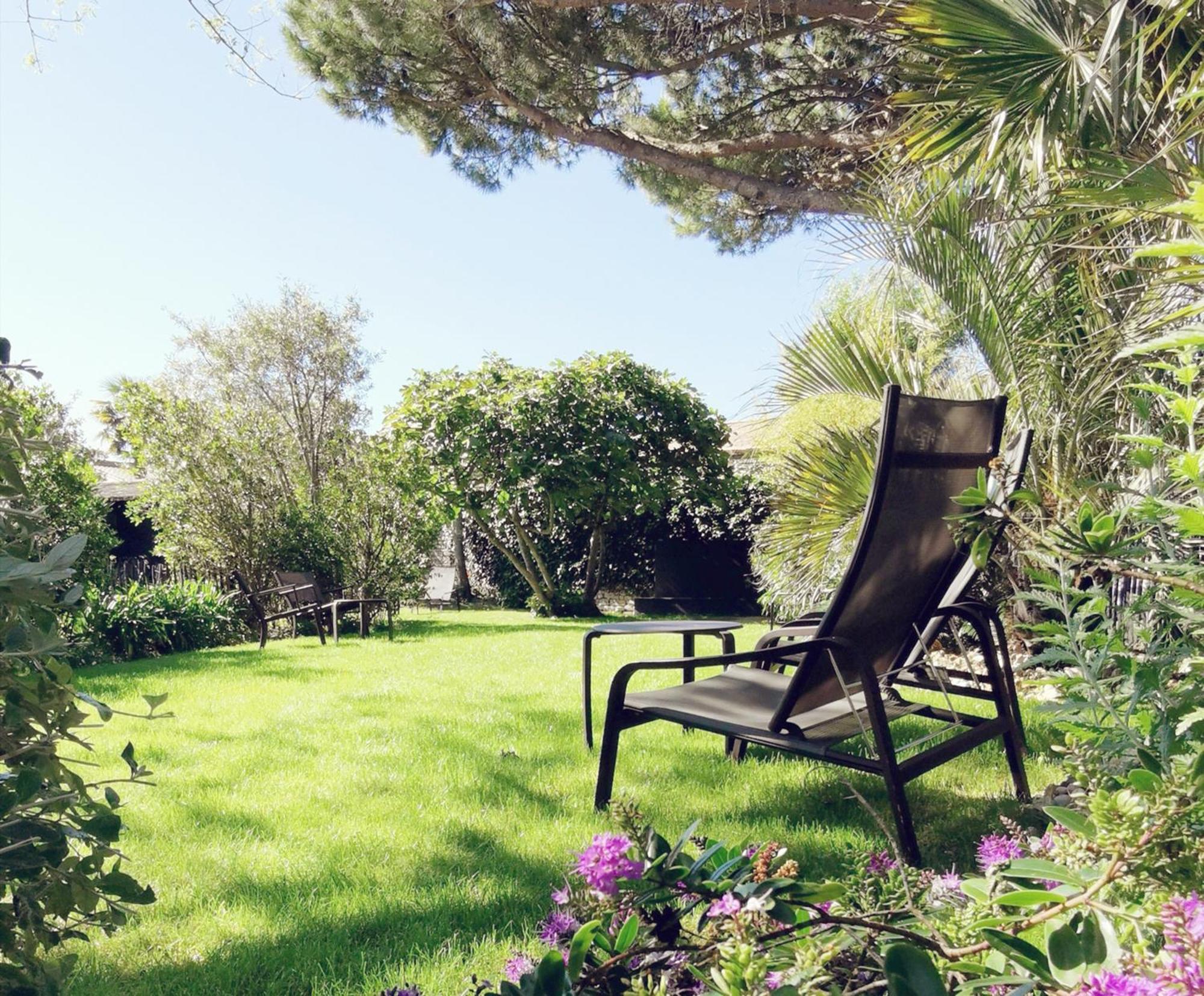 Le Clos Saint-Martin Hotel & Spa ภายนอก รูปภาพ