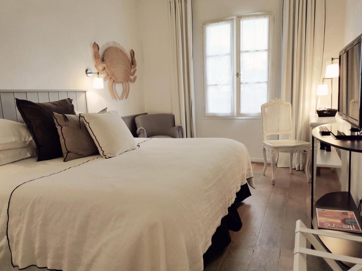 Le Clos Saint-Martin Hotel & Spa ภายนอก รูปภาพ
